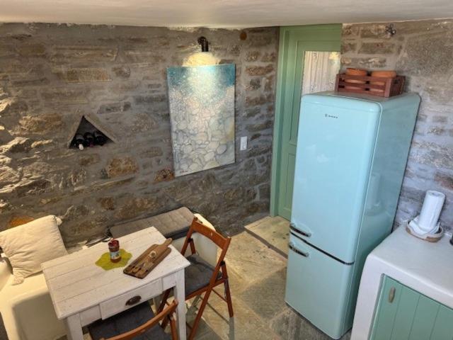 בית נופש Aegean Living Stone House